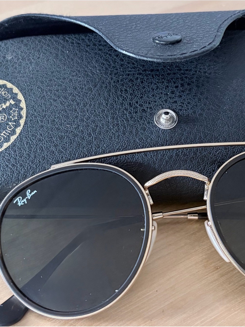 Ray-Ban Round Metal Sunglasses in Black and Gold-Tone